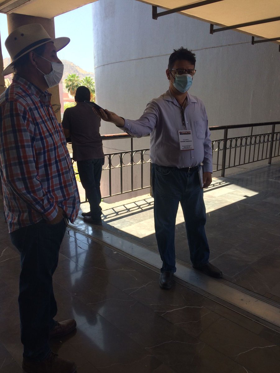 Comunicadores cubriendo protesta del Sindicato del <a href="/CENBIENESTAR/">sntbienestar</a> con @FEDESSP Sonora, <a href="/agusaviles1/">Agustín Avilés</a> <a href="/marudavalos29/">Maru Dávalos</a> <a href="/CsarSalazarLpe1/">César Salazar López</a> <a href="/ceballoscorral/">Javier Ceballos</a> <a href="/UrquidezAlfonso/">Alfonso Urquidez</a> <a href="/valenzo14/">Otilio Valenzo Romero</a> <a href="/palomitarelowde/">María</a> <a href="/mariogomezgg/">Mario  Gómez</a> <a href="/CarlosCruzCas11/">Carlos Cruz Castelán</a> <a href="/PaulinaValver17/">Ingrid Paulina</a> <a href="/LicSandraLozan1/">Lic. Sandra Lozano</a> <a href="/MarlaFedessp/">Marla Garibay</a> <a href="/ConyDir/">🌻Ma. Concepción Martínez Márquez</a>