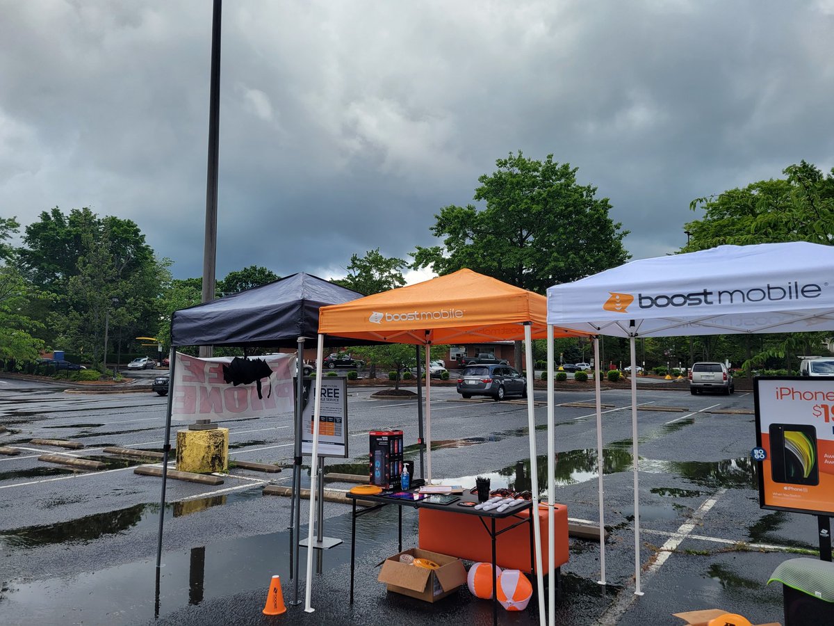 Tara_vip1's tweet image. Rain or Shine...Free means Free!!
Come see us today at 3116 Milton Rd Charlotte...its a great day for a Duck and Savings!
@reggieboost @BoostAJP @MayeTiffany @christrippVIP