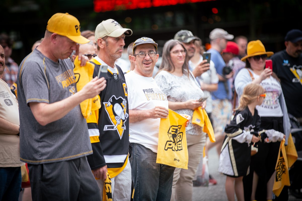 ACE_Innamorato's tweet photo. #LetsGoPens 

Thanks to everyone who came out today to the @penguins rally in Market Square. When you play Pittsburgh - you play the entire city. No matter our differences, we can all agree on this - Beat the Rangers. Send them home to get their golf clubs out. https://t.co/qno9DCjf9y