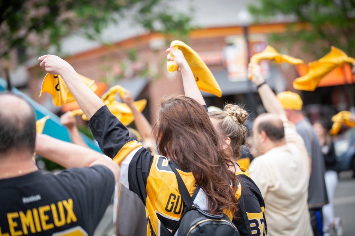 ACE_Innamorato's tweet photo. #LetsGoPens 

Thanks to everyone who came out today to the @penguins rally in Market Square. When you play Pittsburgh - you play the entire city. No matter our differences, we can all agree on this - Beat the Rangers. Send them home to get their golf clubs out. https://t.co/qno9DCjf9y
