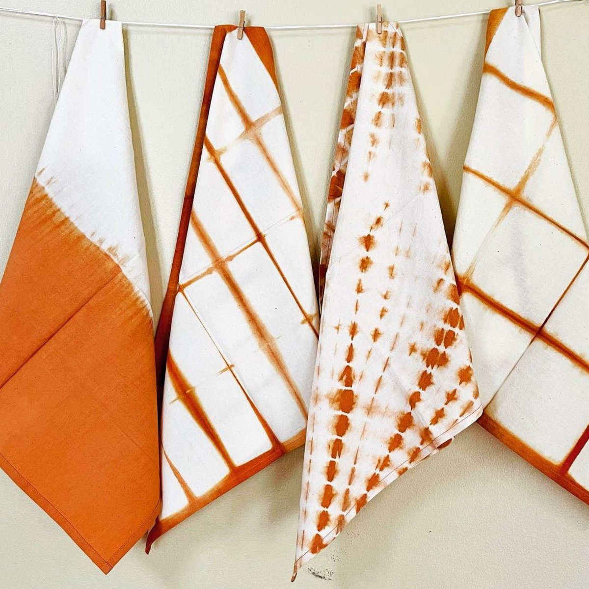 Love__Local's tweet photo. TerraKlay is a #womenowned biz that puts people profit and works to bring #handmade pieces to you directly from the #artisan communities who make them.

https://t.co/jnKnBMW5o3

📸: TerraKlay

#shopsmall #handmade #homegoods #lovelocal https://t.co/irOBwIfUG4