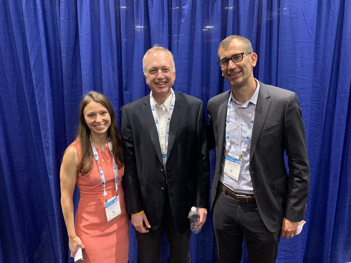 angiesmith_uro's tweet photo. ❤️ the patient perspectives session at #aua22 - #RickBangs presenting patient advocate input into design of study comparing cystectomy vs radiation for invasive #bladdercancer @BladderCancerUS - 🤞 for @PCORI funding this important topic! https://t.co/JEfbmLfbcd