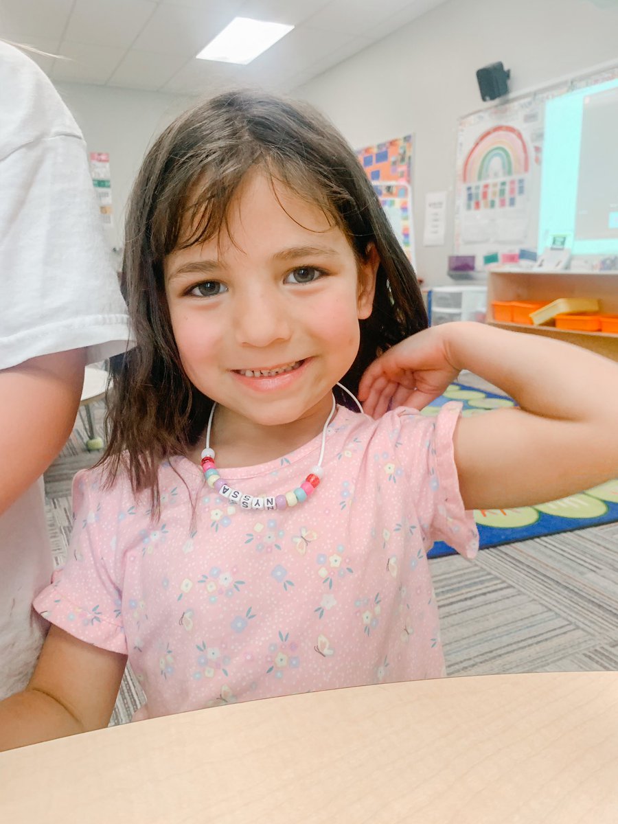 _teachitwright's tweet photo. [ N] is for Necklace Day! 💎👑 #ABCcountdown2022 @ayerelementary https://t.co/KYfb0j66Nz