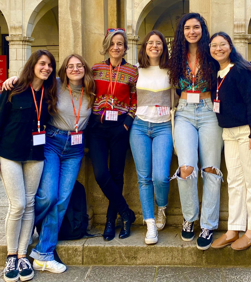 A_RuizHerrera's tweet photo. Great #chromatin &amp; #epigenetic day @SCB_iec with members of the lab @L_AlvarezGlez @L_MarinGual @KerenYam 👇 https://t.co/sIh5Gbk72Y