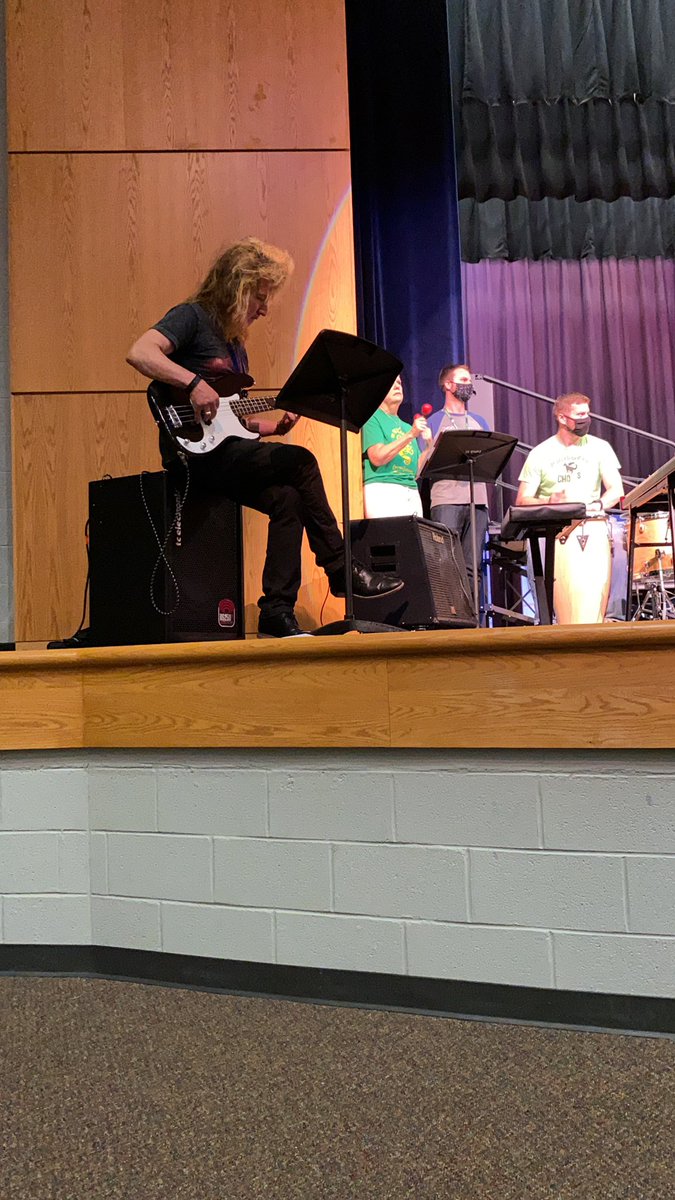 MrsLVMusic's tweet photo. Mr. C on the Bass during LCPS Elementary All County Chorus Weekend https://t.co/vqLD18MZA4