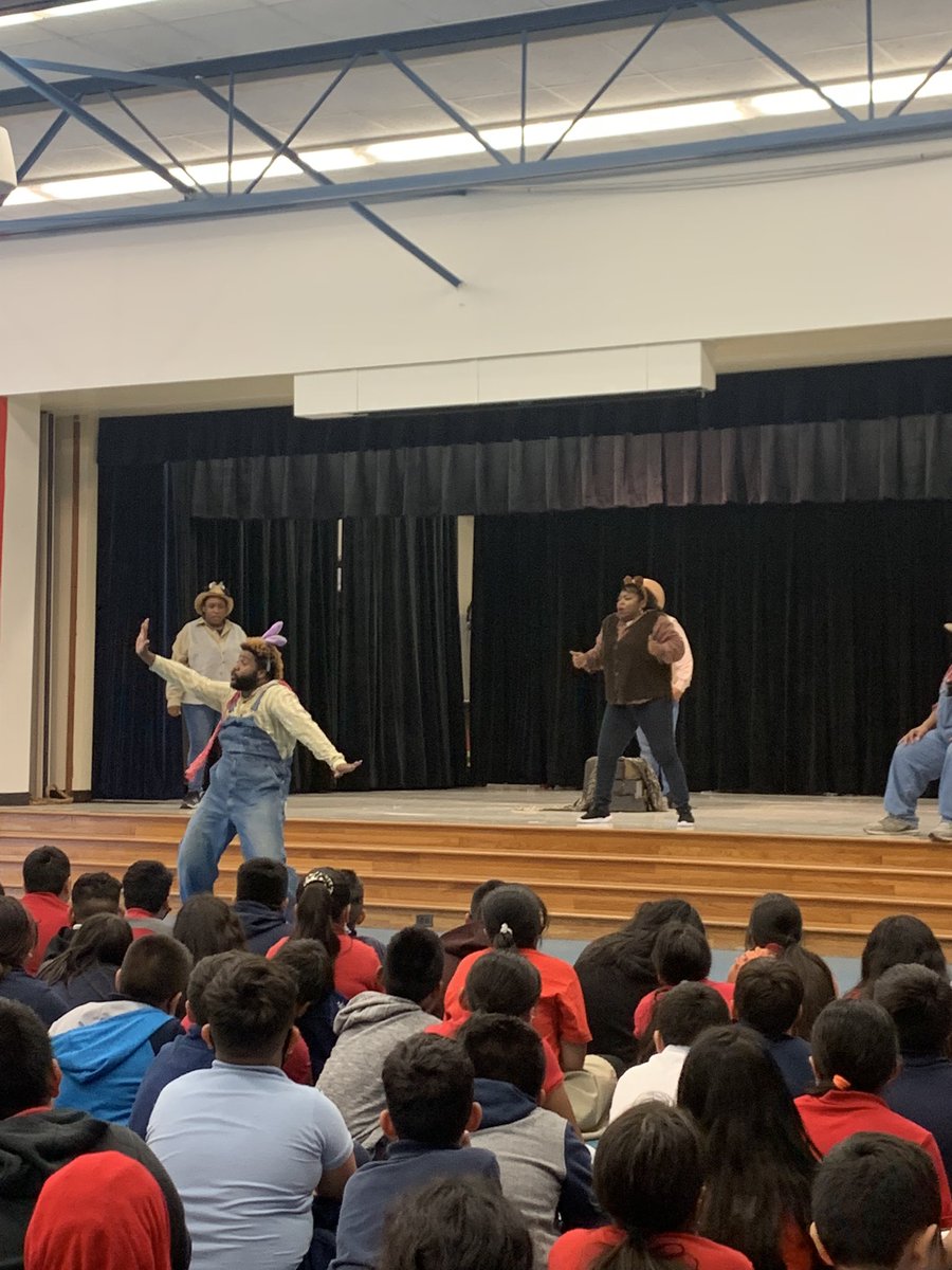 Thank you so much to The Ensemble Theater @TET_Houston for their amazing performance for our @KennedyCougs students!  @AliefISD #bethechange #Aliefleads