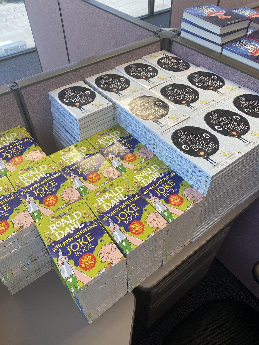 DallasReads's tweet photo. Have you heard the news? @DallasReads is giving away 14,000 books at this year’s #readforme event! We have been busy sorting hundreds of great titles. Don’t miss out on this event and FREE books! Spread the word! #booksbonanza #June4 #threemoreweeks https://t.co/h5kiGfU9Vu