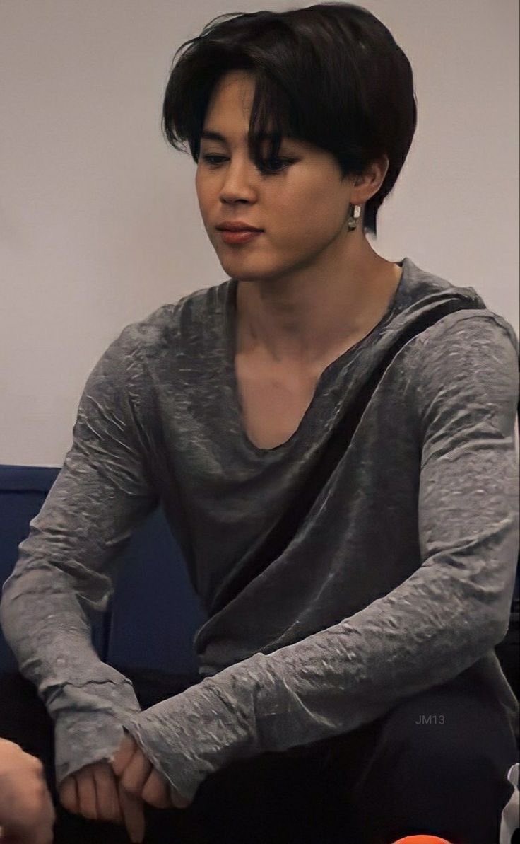 JIMNP95's tweet photo. his physique omf https://t.co/PiYtufE1hn