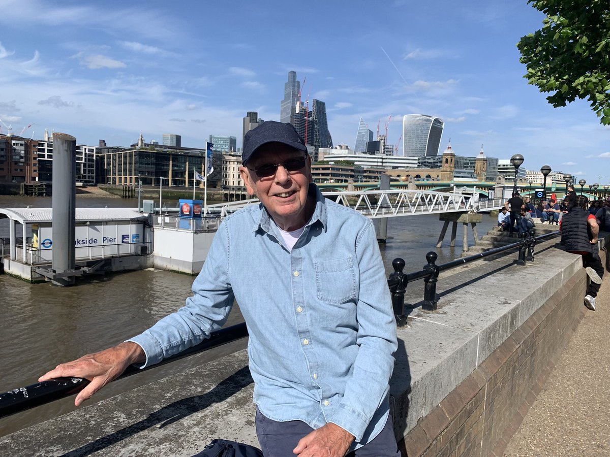 TheKnittingNut's tweet photo. Glorious birthday trip to The Globe today. The sun shone , food was fab, and the play was amazing!! https://t.co/YLtfohPXwf