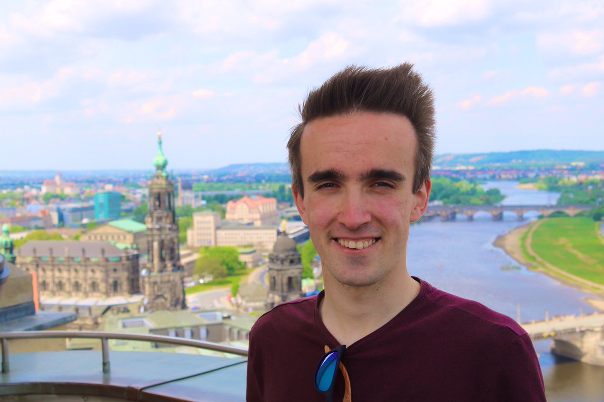 gebhardt_th's tweet photo. Bei bestem Frühlingswetter ging’s heute gemeinsam mit meinem Freund auf die Frauenkirche in Dresden 🥰.

Die Aussicht auf Dresden ist unbeschreiblich schön. https://t.co/8TgWtSAUEL