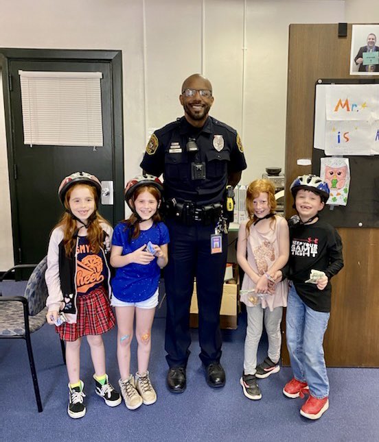 Officer Campbell tweet media