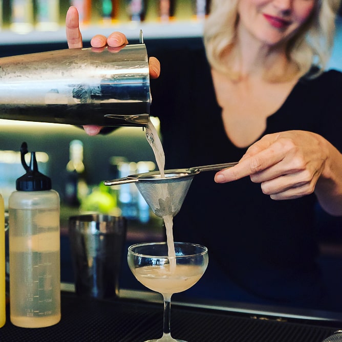 Looking for a Saturday afternoon activity?  Sign up for our May cocktail class featuring fizzes and floats.  Tickets via link in bio.  Class from 2-3:30p tomorrow.