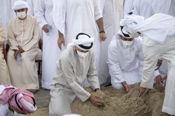 khaleejtimes's tweet photo. His Highness Sheikh Mohamed bin Zayed Al Nahyan, Ruler of Abu Dhabi, today performed the funeral prayer for the late UAE President His Highness #SheikhKhalifabinZayedAlNahyan at the Sheikh Sultan bin Zayed the First Mosque in #AbuDhabi. 

Photos by WAM https://t.co/17XmV81j66