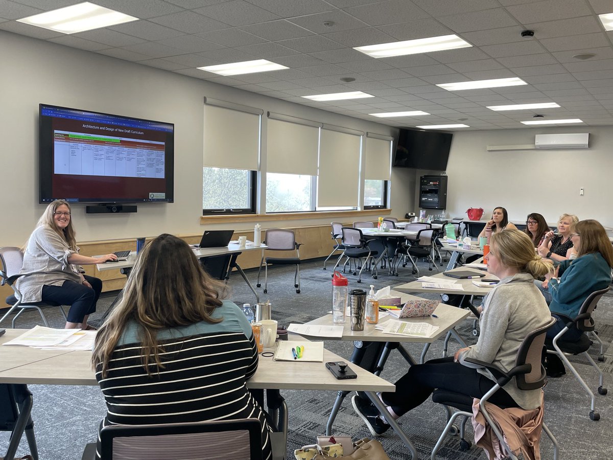 ⁦A great day with Grade 1 and 5 teachers from ⁦<a href="/PonokaElem/">Ponoka Elementary</a>⁩ school learning about the new curriculum. ⁦<a href="/WCPS72/">Wolf Creek Schools</a>⁩