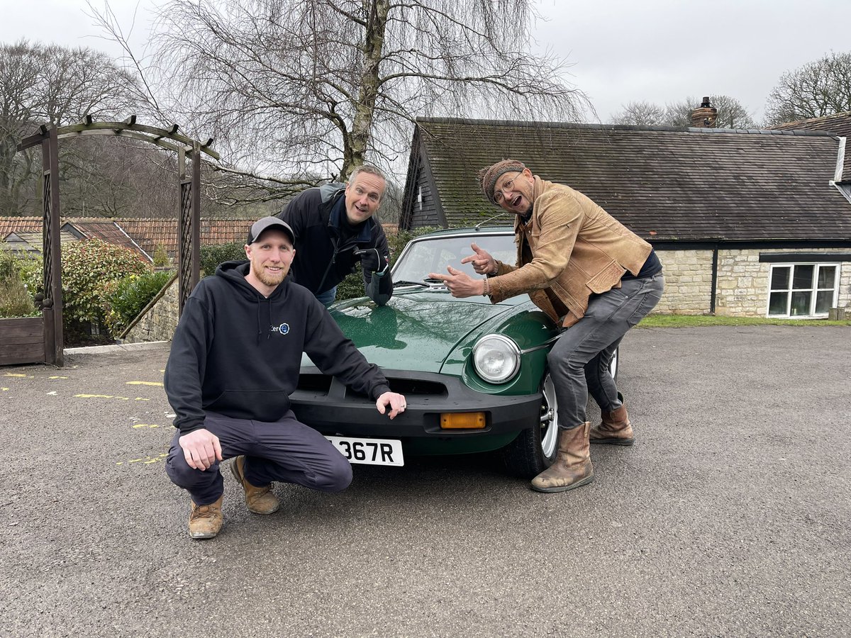 FelltenSystems's tweet photo. If you missed Car SOS yesterday why not stream it now and see this MYB GT with Tim and Fuzz be converted to electric #carsos #mgb #zeroevuk @chris_hazell_ @fuzztownshend https://t.co/xlx6vkLy0n