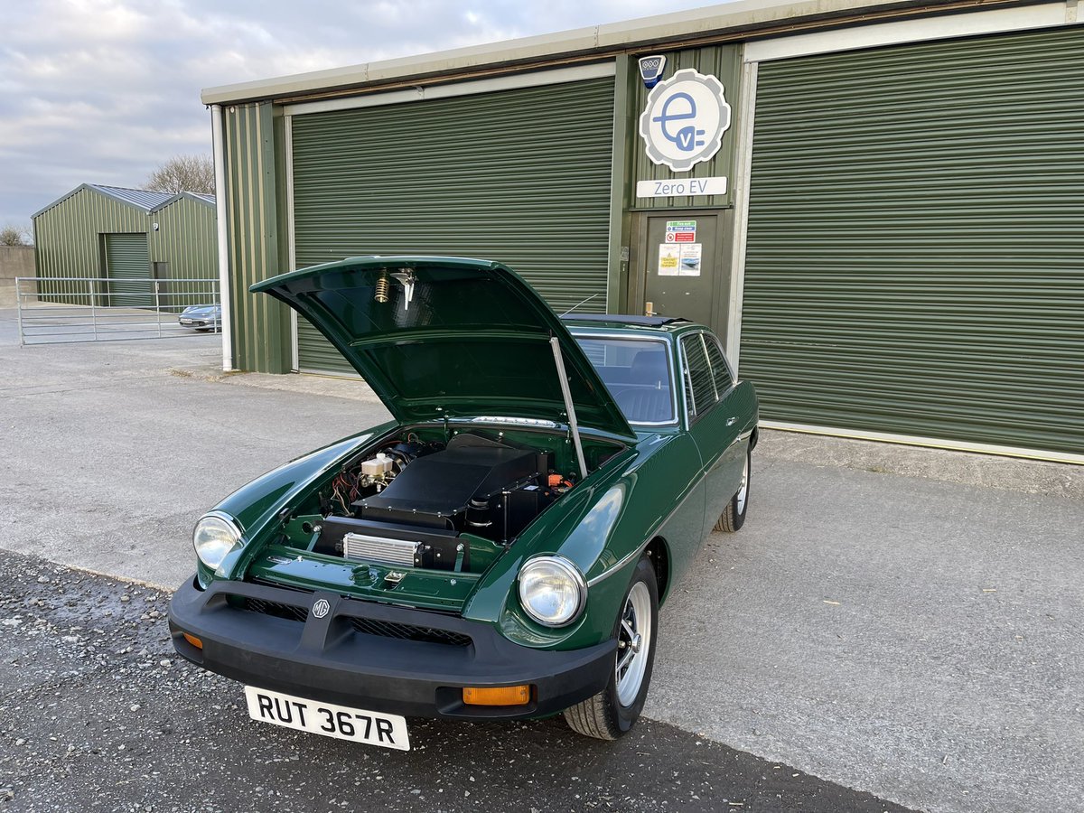 If you missed Car SOS yesterday why not stream it now and see this MYB GT with Tim and Fuzz be converted to electric #carsos #mgb #zeroevuk @chris_hazell_ <a href="/fuzztownshend/">Fuzz Townshend</a>