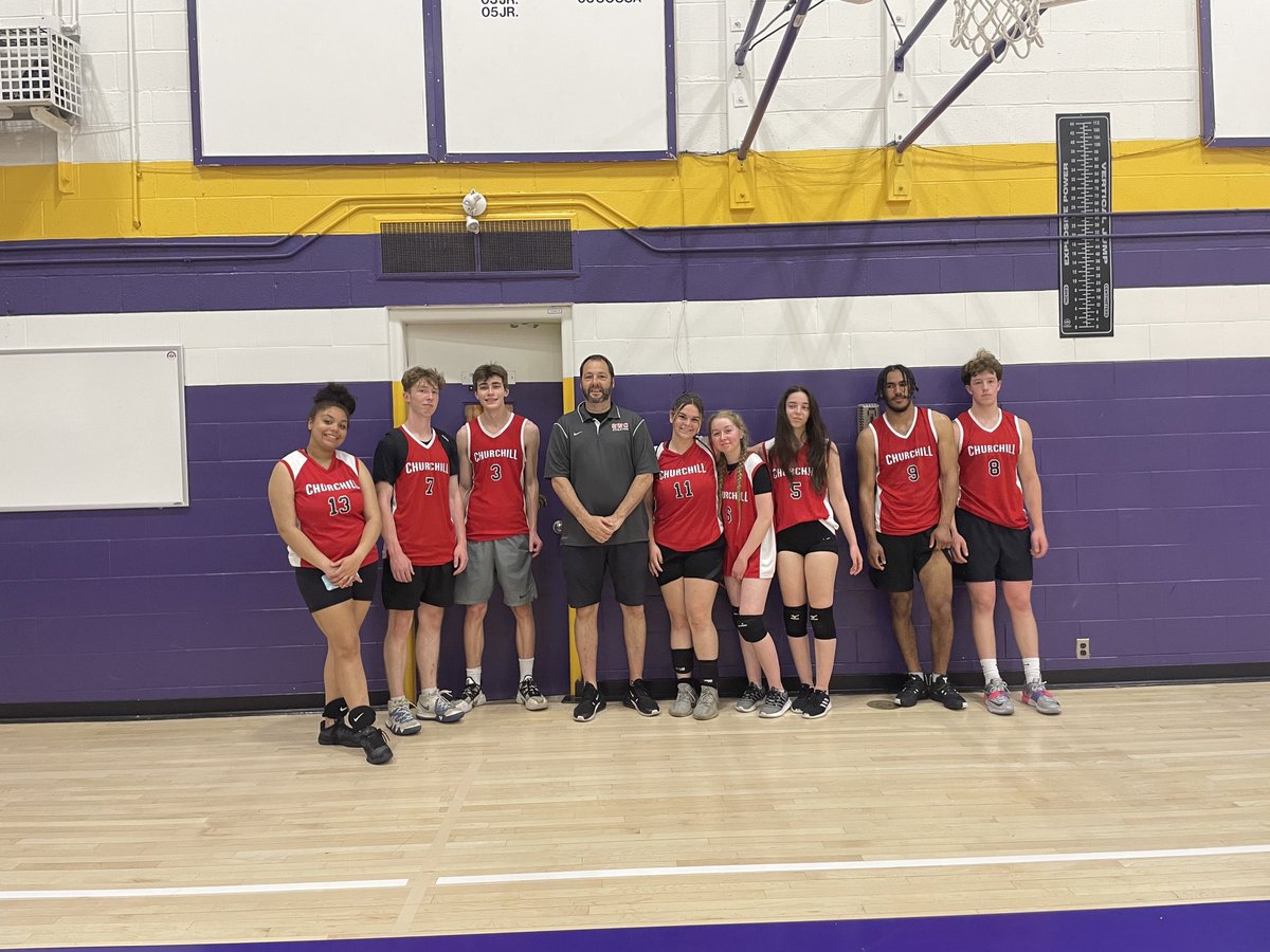 ortwein_tom's tweet photo. Churchill had a great time at Ancaster’s Co-Ed Volleyball Tournament. Thanks to Mike Schurer and his student volunteers for running an amazing and well organized event. https://t.co/2vGy2Oab1l
