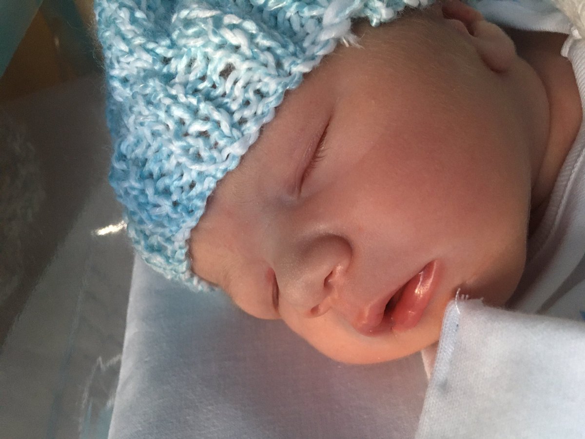 phillips7_jane's tweet photo. What better way to end Fri 13th than by introducing our final member of #teamlind The midwives @IOWNHS we’re outstanding, in particular Emma Hamilton who cared for me so well. Massive thanks ❤️ https://t.co/GstcTlmsnX