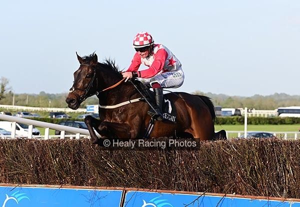 Purcell's Fest Deiz off the mark over fences  <a href="/KilbegganRaces/">Kilbeggan Races</a> irishracing.com/news?prid=2321…