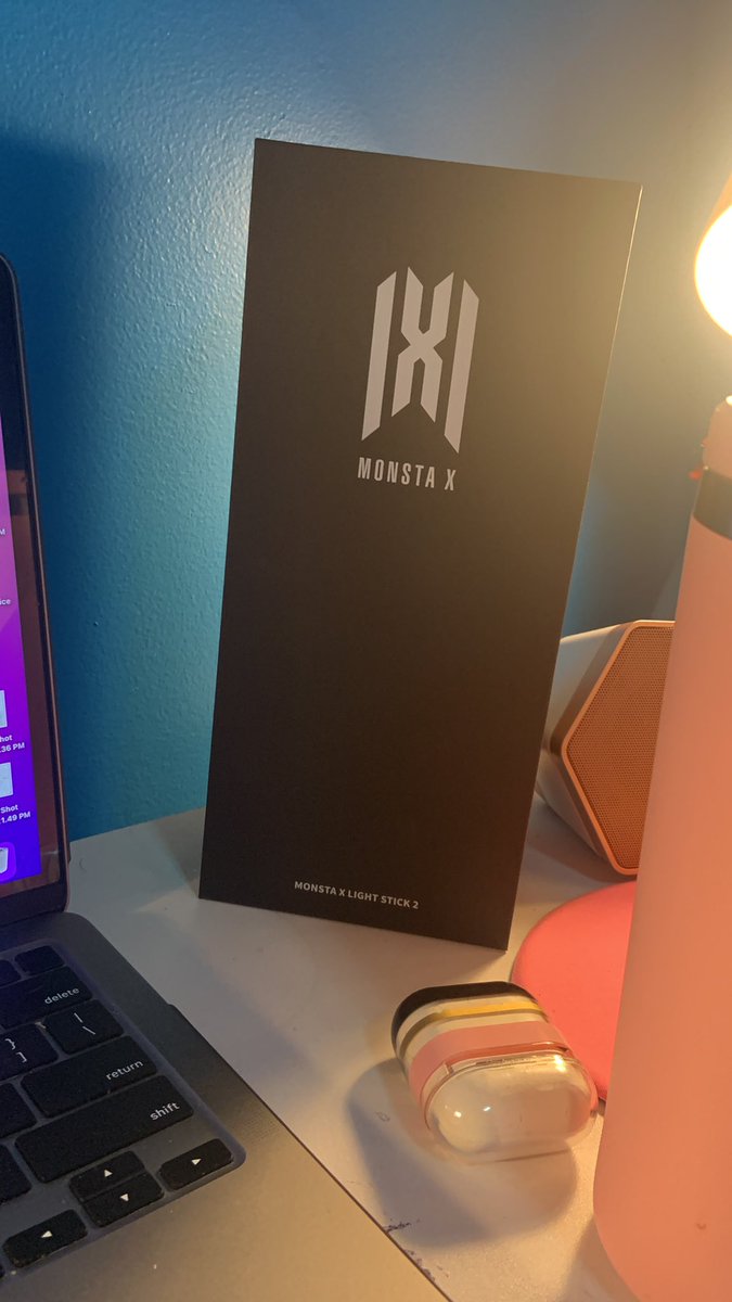 mbb_tito's tweet photo. AAAAHHHHHHB ITS FINALLY HERE
#MONSTAX #7YearsWithMONSTAX #MONSTAXDAY https://t.co/QrZSoh7yLz