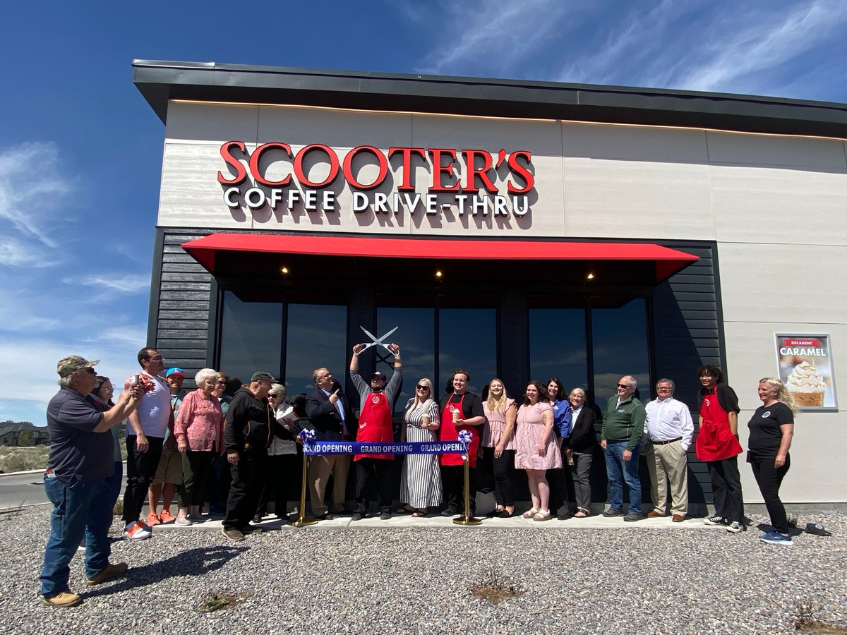 ThePointChamber's tweet photo. @scooterscoffee celebrated their grand opening today with a ribbon cutting ceremony! We are so happy to be apart of their big day! This is their first location in Utah County and is sure to become a local favorite. 
#ChamberofCommerce #SaratogaSprings #Lehi https://t.co/kOZFRcIezy