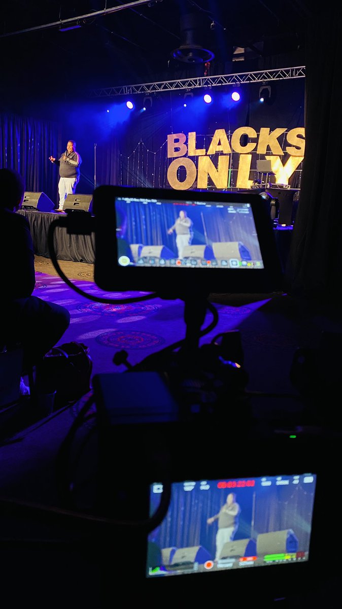 swartblack's tweet photo. Work mode @SwartOriProd  🤟🏾🤟🏾🤟🏾🤟🏾 https://t.co/nQ8uH5MGyB