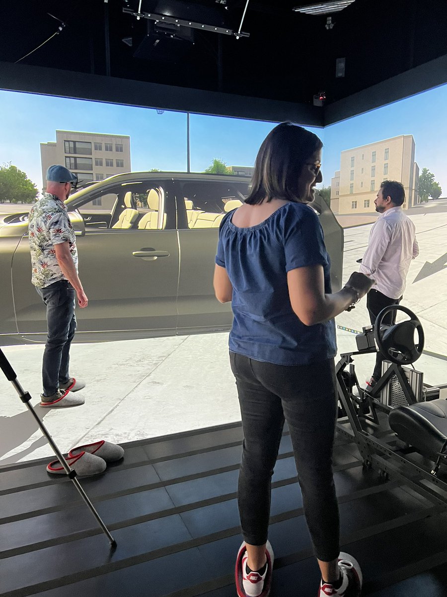 WaveDirectHQ's tweet photo. Thank you @EDawsonEcDev and the folks @_investwe for a warm welcome and fantastic tour of Windsor’s #VRcave 🤩

The possibility for innovation in the realm of #ISP’s is immense and incredibly exciting! Our thinking caps are on #YQG 👀 

#innovation #rightinourbackyard https://t.co/RLSMGN4BKM