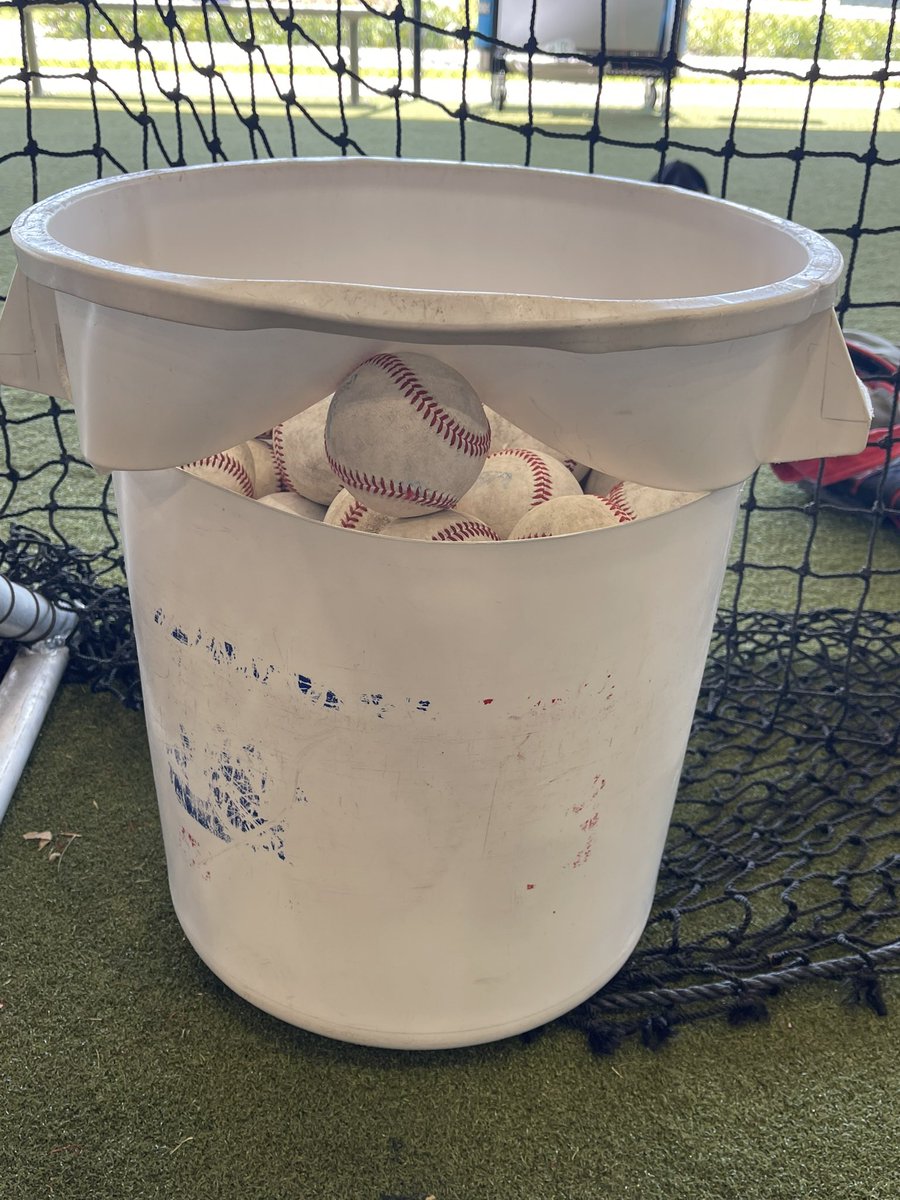 biancaesmith12's tweet photo. When your BP just can’t be contained. 😂😂😂 Sorry Braves!! #RedSox #RedSoxExtendedST #DirtyWater https://t.co/yIaJttbk2E