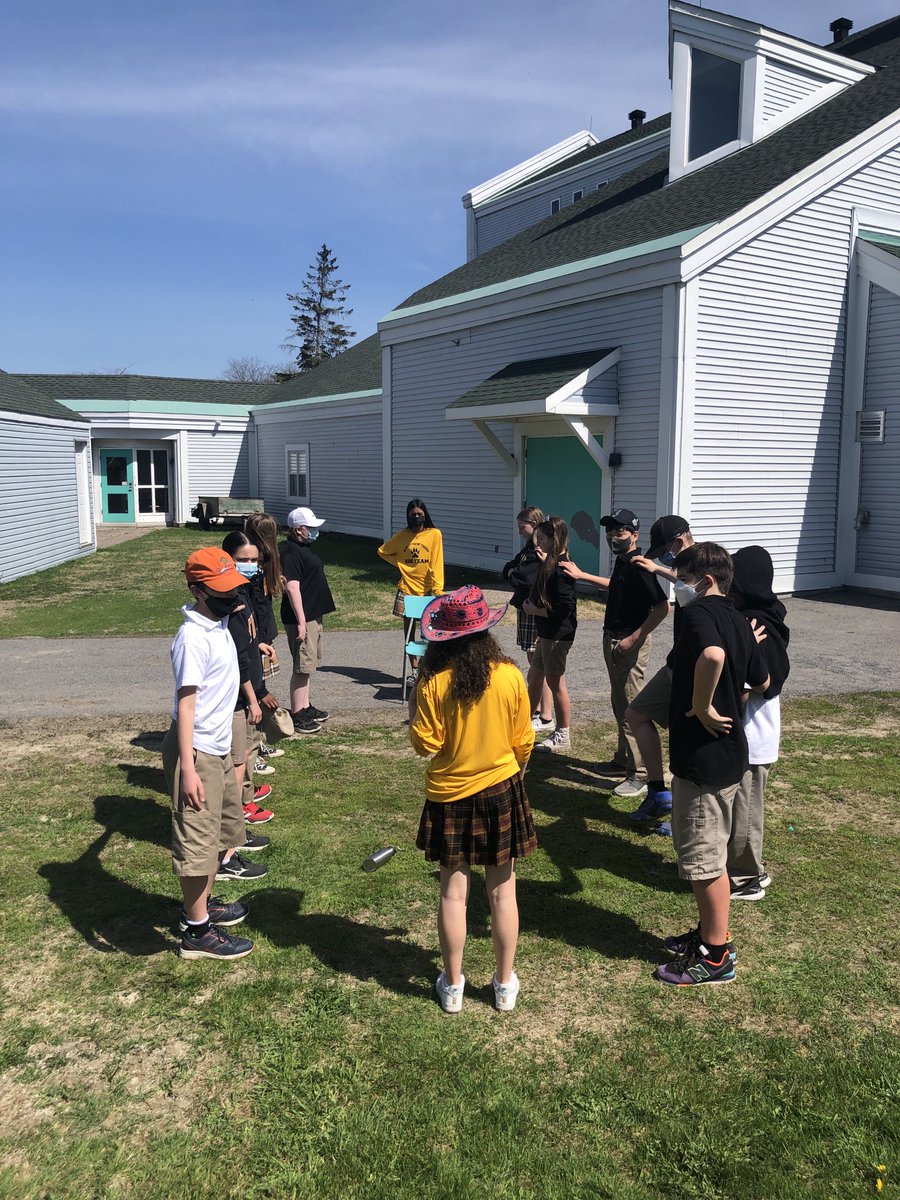 Ms Hutchings (@meghutchings12) on Twitter photo Thanks to the student leaders for a successful Grade 7 Activity Day! <a href="/StMatthewOCSB/">St. Matthew High School</a> Thanks to the student leaders for a successful Grade 7 Activity Day! <a href="/StMatthewOCSB/">St. Matthew High School</a>