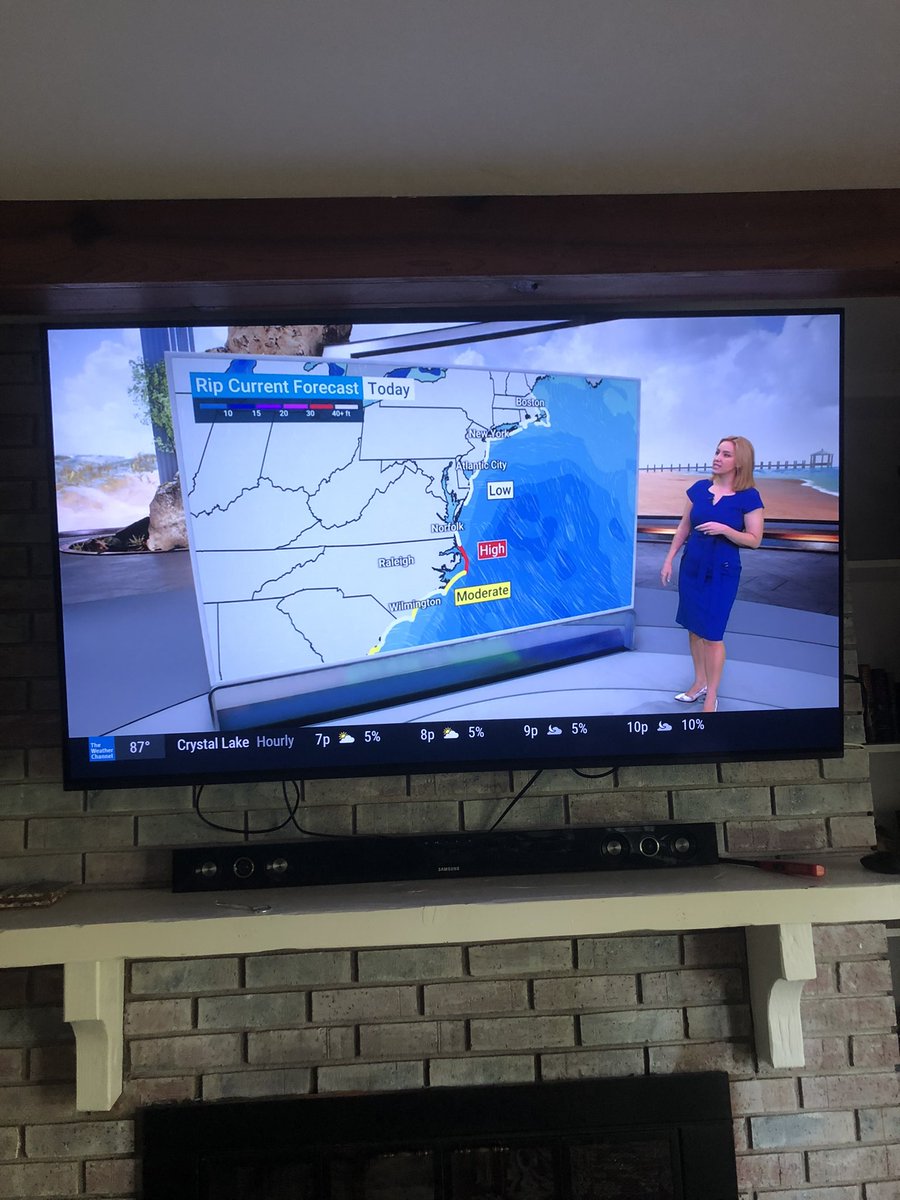 TheManFromNevis's tweet photo. @TWCAlexWilson I just about have tears in my eyes. After all this time I can finally pay for and watch TWC without having to use a service provider. I mentioned this to you a couple months ago and you said you would pass it on. I'm just so HAPPY! https://t.co/U6G7F1TWMt