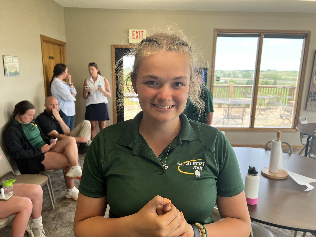 TrevMaeder96's tweet photo. Made it to Neola in the nick of time.

St. Albert had a big day. The Saintes totaled a 367 with four of the top five. 

Lainey Sheffield was the champ with an 89, followed by Alexis Narmi in 2nd with a 91. West Monona was 2nd, Westwood 3rd. #kmasports #iahsgolf https://t.co/0TxyBzRfnM