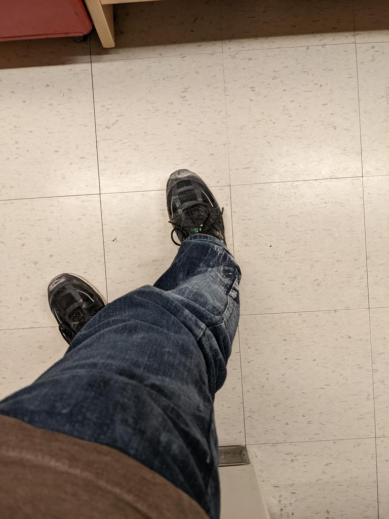 AeonBackflash's tweet image. Whoever thought IT work is clean work, I present Exhibit A.

I do love getting my hands dirty though..  #itwork #Job #lovemywork