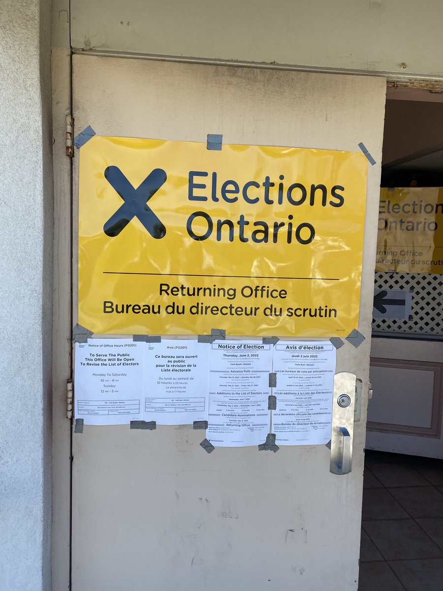 MoGAbdi's tweet photo. Voted by special ballot today with my family and friends at the Returning Office in #501 alliance avenue YSW for @FaisalHassanNDP . Make your voting plan also #ONpoli #ONElxn #makeitcount
#YSW https://t.co/C3cI8G42lf