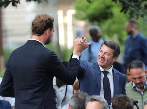 Christian Estrosi tweet media