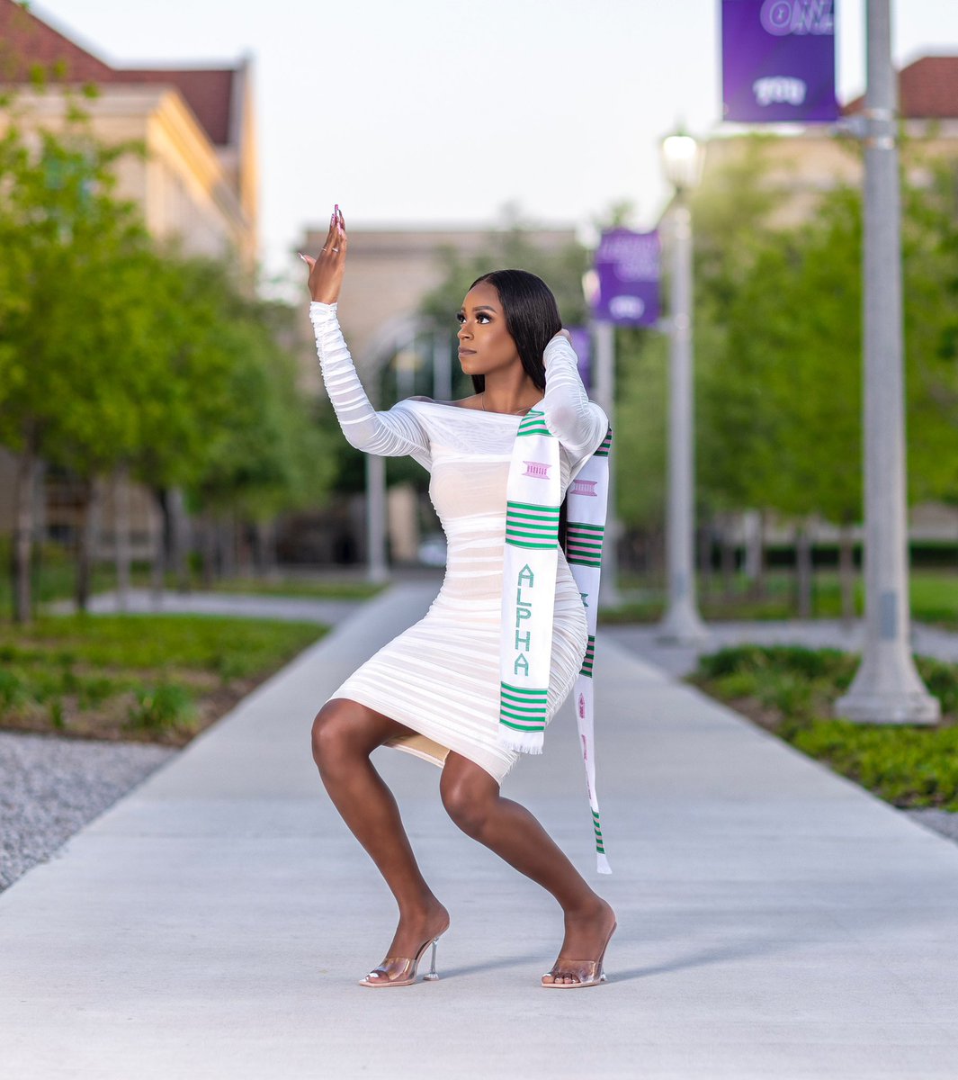 The price been up, I just got one degree hotter🥵

Jocelyn Parker-Mays 
 B.A. in Psychology 
Minor in Habilitation of the Deaf/Hard-of-Hearing 
Texas Christian University ALUMNA💜 
IG: JocelynJPMays