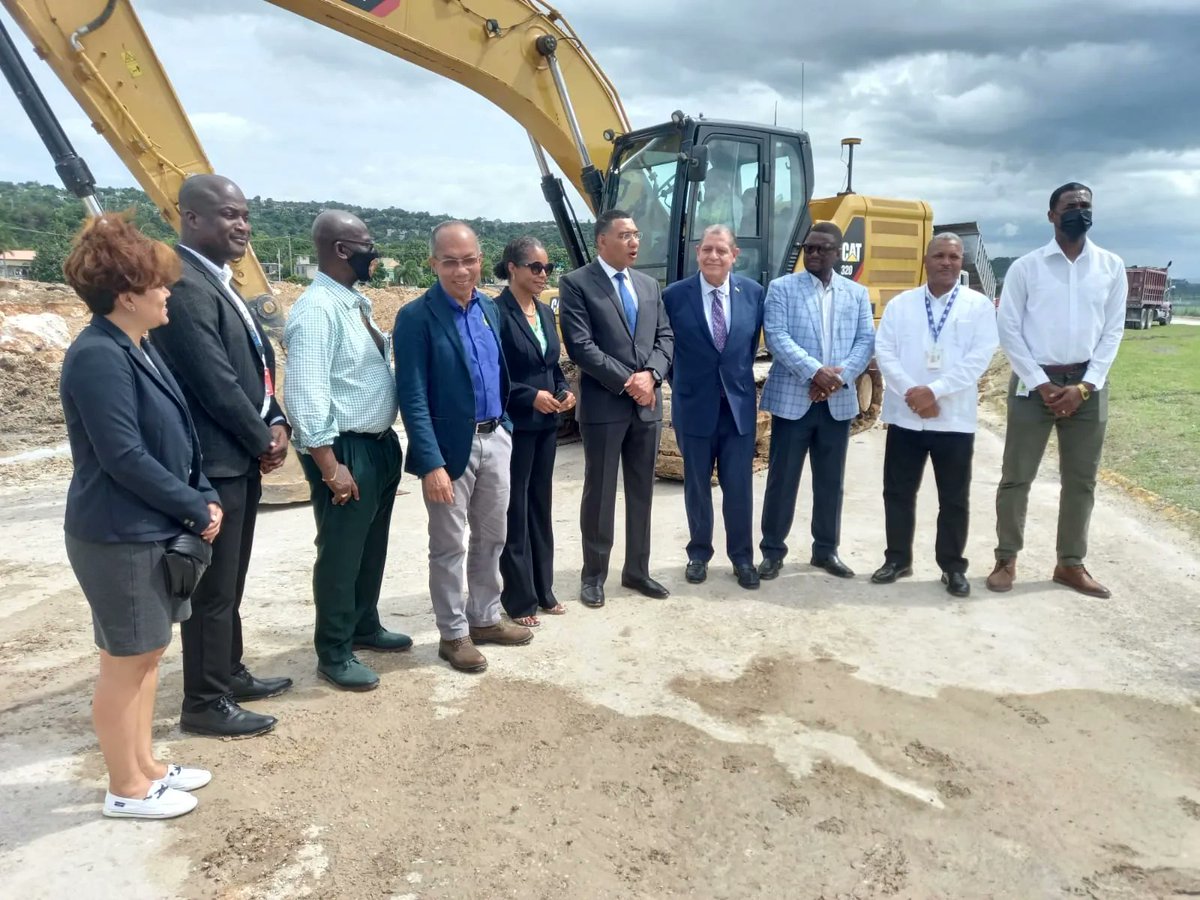 Sangster International Airport (@mbjairport) on Twitter photo More scenes from today's visit from Prime Minister <a href="/AndrewHolnessJM/">Andrew Holness</a>, Transport Minister <a href="/AudleyShaw/">Audley Shaw</a>, and Minister of National Security <a href="/HoraceChangJM/">Dr. Horace A Chang</a>.
We're delighted to be a key player in Jamaica's continuing story of enduring growth, and development. More scenes from today's visit from Prime Minister <a href="/AndrewHolnessJM/">Andrew Holness</a>, Transport Minister <a href="/AudleyShaw/">Audley Shaw</a>, and Minister of National Security <a href="/HoraceChangJM/">Dr. Horace A Chang</a>.
We're delighted to be a key player in Jamaica's continuing story of enduring growth, and development.