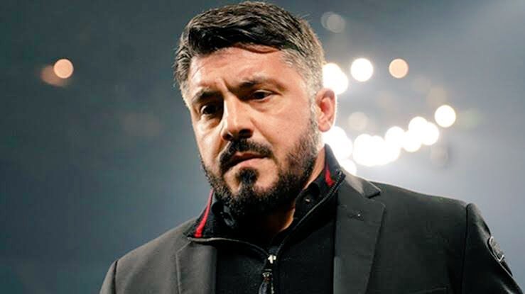 Ivan Gennaro Gattuso: "'En uzun gece 21 Aralık' dünyanın en büyük yalanıdır. En uzun gece, sevdiğinin başkasını sevdiğini öğrendiğin gecedir."