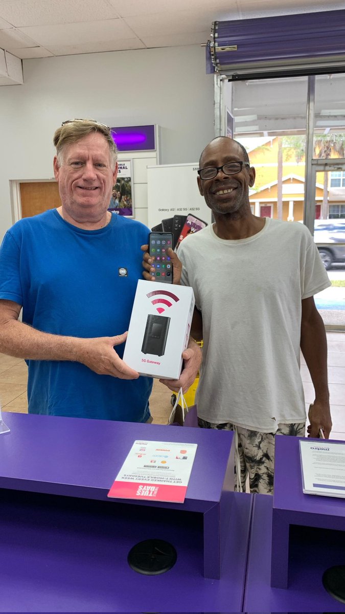 Sam Baez tweet media