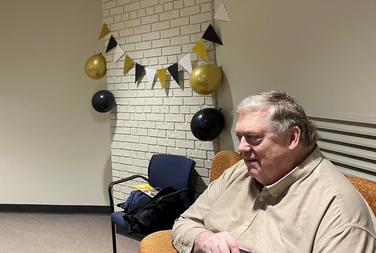 UWO_GLC's tweet photo. We are sad to say goodbye to Dr. Richard DCamp, GLC's Lab Director and German Instructor; but we wish him the best in his retirement!  Be sure to stop in to wish him the best! https://t.co/IBa0mSNdGZ