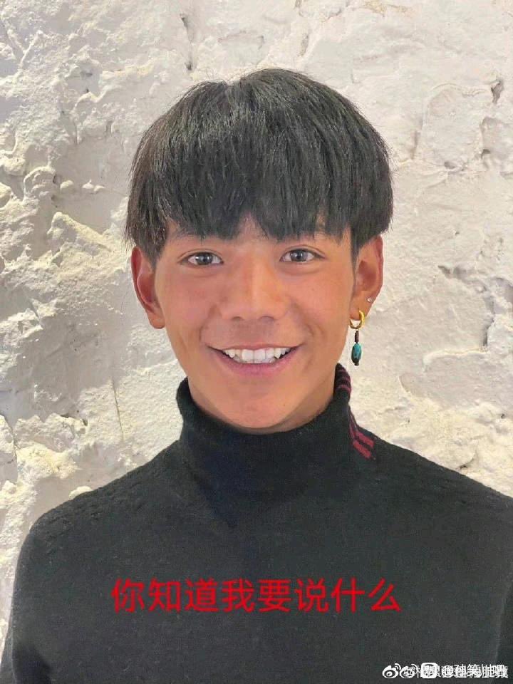 YuyanZhang8's tweet photo. @SpokespersonCHN What if, it is a kongfu master who hired by government to suppress the people🤓🤓 https://t.co/7ynrVzwXqf
