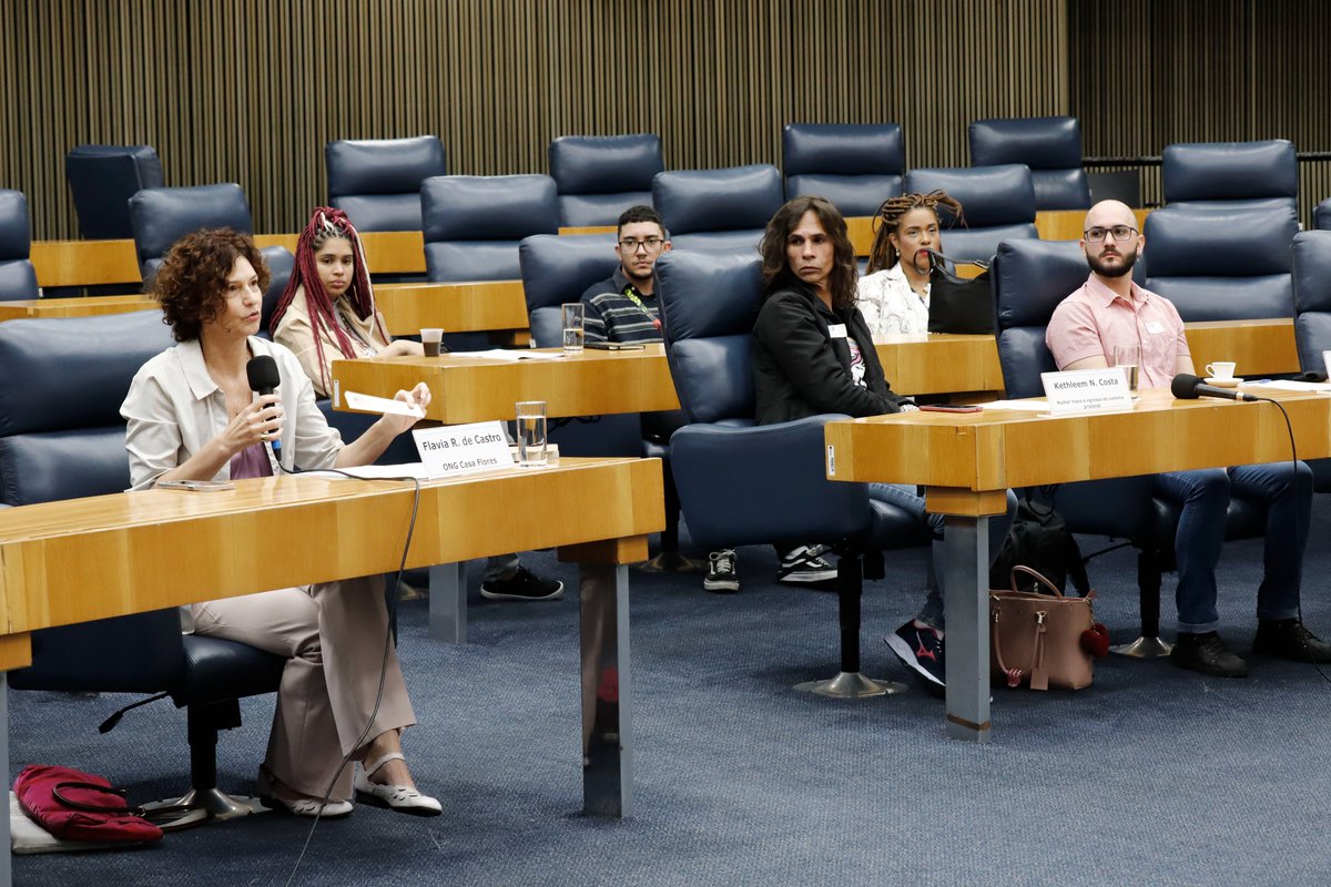 camarasaopaulo's tweet photo. #CPITrans | A transfobia no sistema prisional foi o tema da reunião desta sexta-feira (13/5), da CPI da Violência Contra Pessoas Trans e Travestis, na CMSP: https://t.co/YnSva0bZUh

📸 CMSP / André Bueno

#poderlegislativo #redecâmarasp #câmaradevereadores #cpitrans #lgbtqia #sp https://t.co/DN7qA76cO3