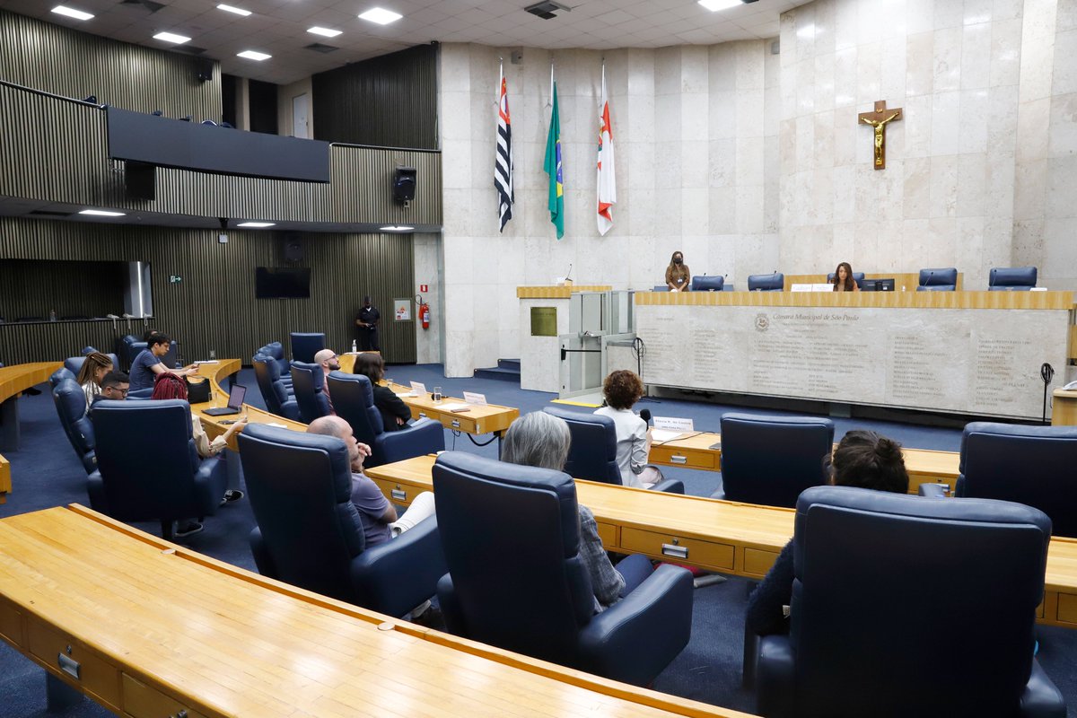 camarasaopaulo's tweet photo. #CPITrans | A transfobia no sistema prisional foi o tema da reunião desta sexta-feira (13/5), da CPI da Violência Contra Pessoas Trans e Travestis, na CMSP: https://t.co/YnSva0bZUh

📸 CMSP / André Bueno

#poderlegislativo #redecâmarasp #câmaradevereadores #cpitrans #lgbtqia #sp https://t.co/DN7qA76cO3