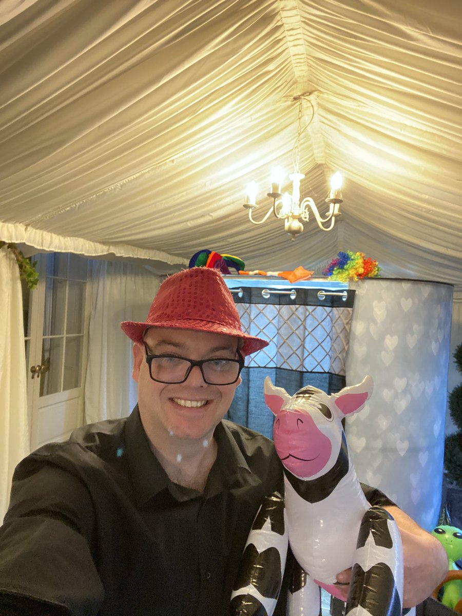 All ready for tonight's job with the Mrs 🐮🎩