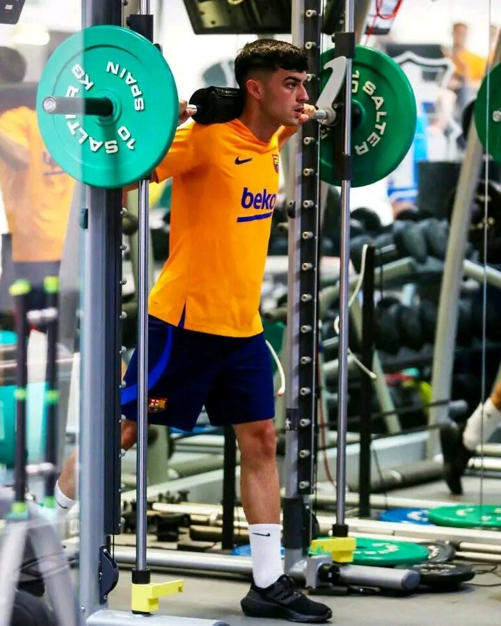 EBaderson's tweet photo. ⚔️🏋️‍♂️⚔️ https://t.co/9aTyepcopI