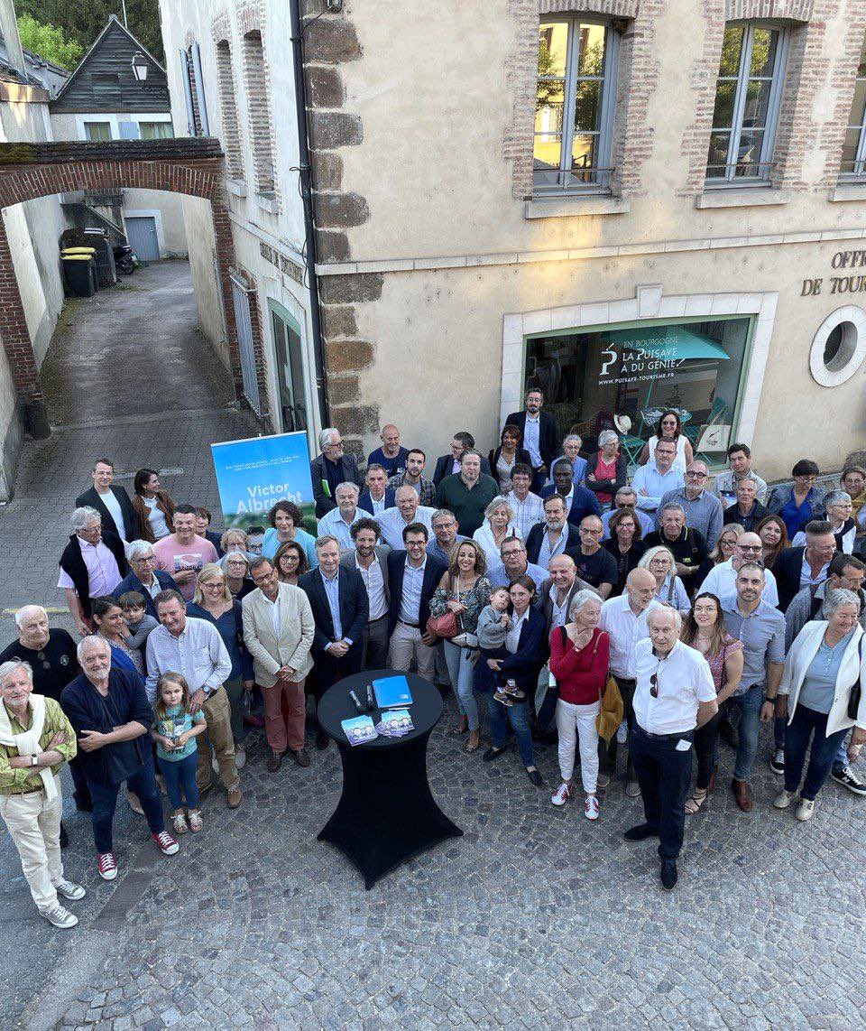 #Yonne | À Toucy, aux côtés de <a href="/Victor_Albrecht/">Victor Albrecht</a> pour inaugurer sa permanence de campagne !
➡️ Enfant du pays, sincère et bienveillant, grand travailleur, Victor est le député de la Majorité présidentielle dont les habitants de la 1ère circonscription de l’Yonne auront besoin !