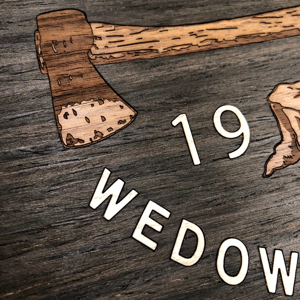 Toastmade's tweet photo. Awesome company logo design for Meadows Farm Equipment. Ebony #MacBookPro cover with walnut and ash inlays. For more amazing business branding products follow @ToastforBusiness.
#businessbranding #promotionalswag #macbookcase #woodcase #woodskin #b2b #marketing #sales https://t.co/ynnGXXnbtN