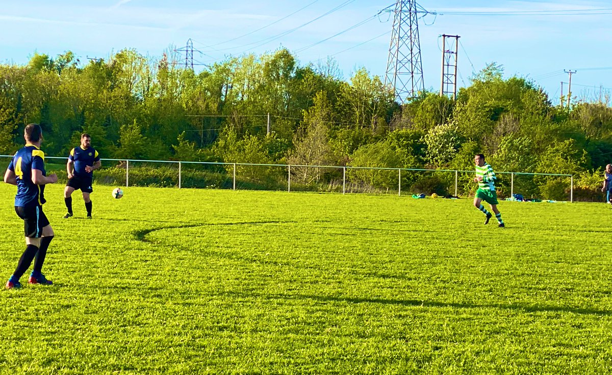 FCCityofWxm's tweet photo. FINAL WHISTLE: 

The Geraint Hopwood Testimonial 

FC United of Wrexham 7-0 @BrickfieldRFC Vets

Goals Scorers

Bobby Gregory
Durrans
@marcshaw96 x 2
Jason Ratcliffe
Brett
@RyanHanmer2 

Man of the Match 
Ryan Hanmer

Sponsored by A1 Recycling https://t.co/V4fayUKmTZ
