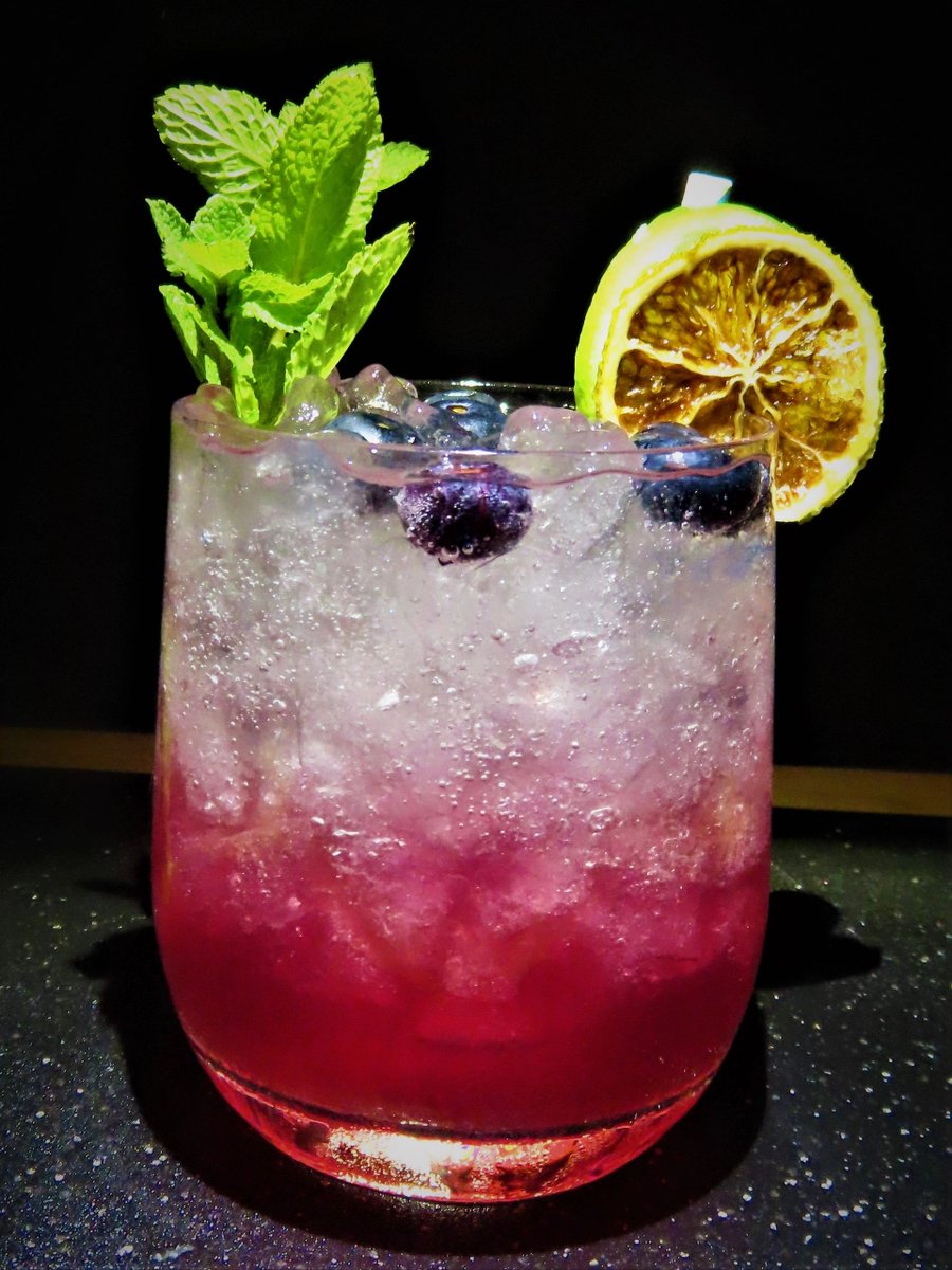 TheRoamingBar's tweet photo. A Blueberry Mule....combined with flavors of berry and vodka however this drink has a spicy kick at the end that you can't miss.

#nashvilletn #bartender #theroamingbar #nashvilleevents #eventplanning #live#nashvillebars #party #events #cocktail #cocktails #vodka #blueberrymule https://t.co/RHv9BbqPSr