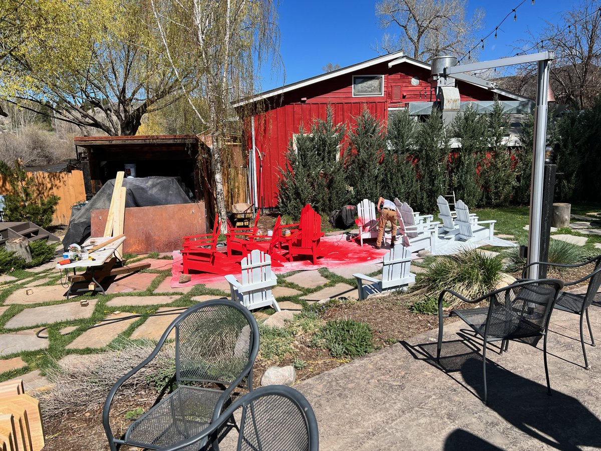 E3Chophouse's tweet photo. Firing up the ferrari! Summer is coming! π
#E3ChophouseSteamboat #HumblyServing #IsItSummerYet #PatioNights https://t.co/RfjKOpOdVs