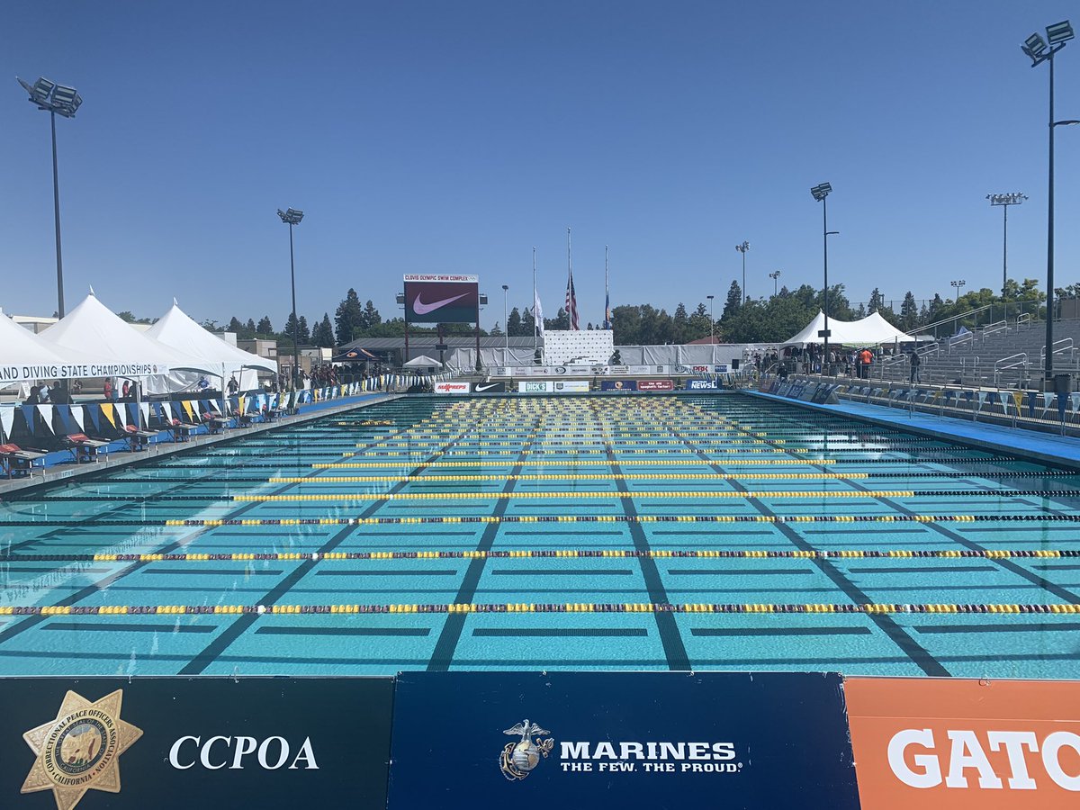 SMWA1's tweet photo. The lady titans open competition at the CIF State Swimming and Diving championship. @sanmarinotitans @Outlook_Sports https://t.co/Ppd9FHPWfo